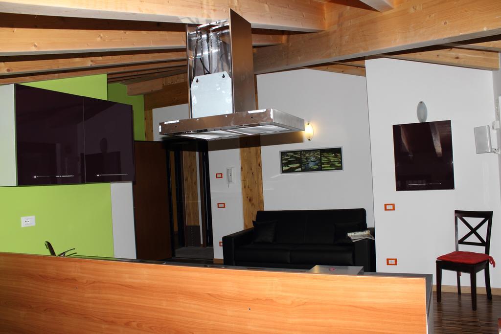 Maison D'Elite Seregno Room photo